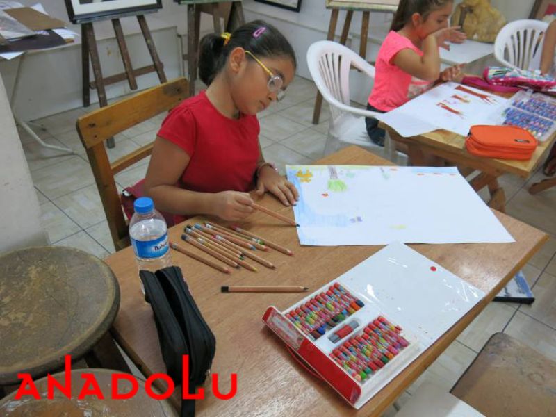 Çocuklar Yönelikler Güzel Sanatlar Kursu Çukurovada